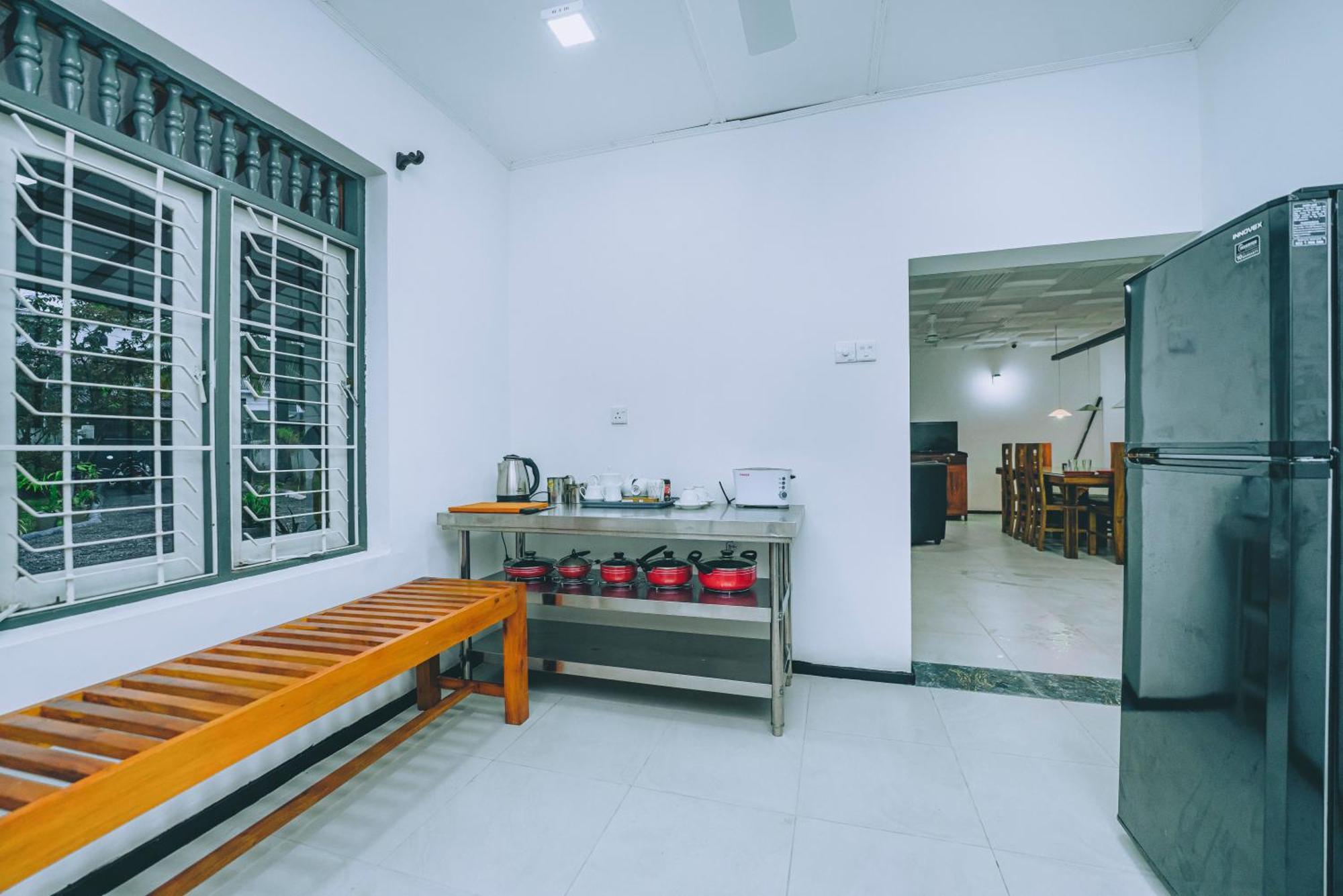 Shinestar Villa Mirissa Exterior photo